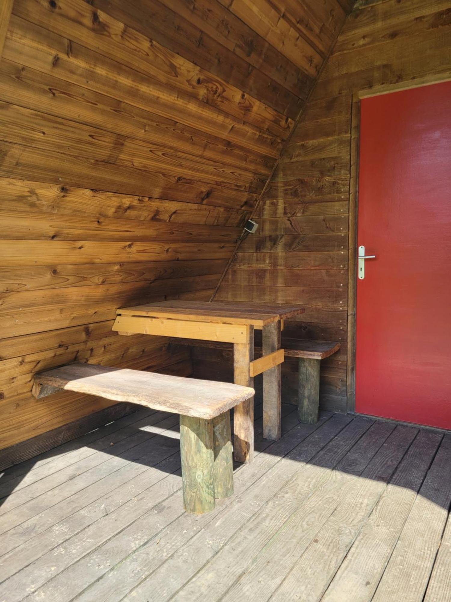 Camping Les Hirondelles Bourg-Sainte-Marie Dış mekan fotoğraf