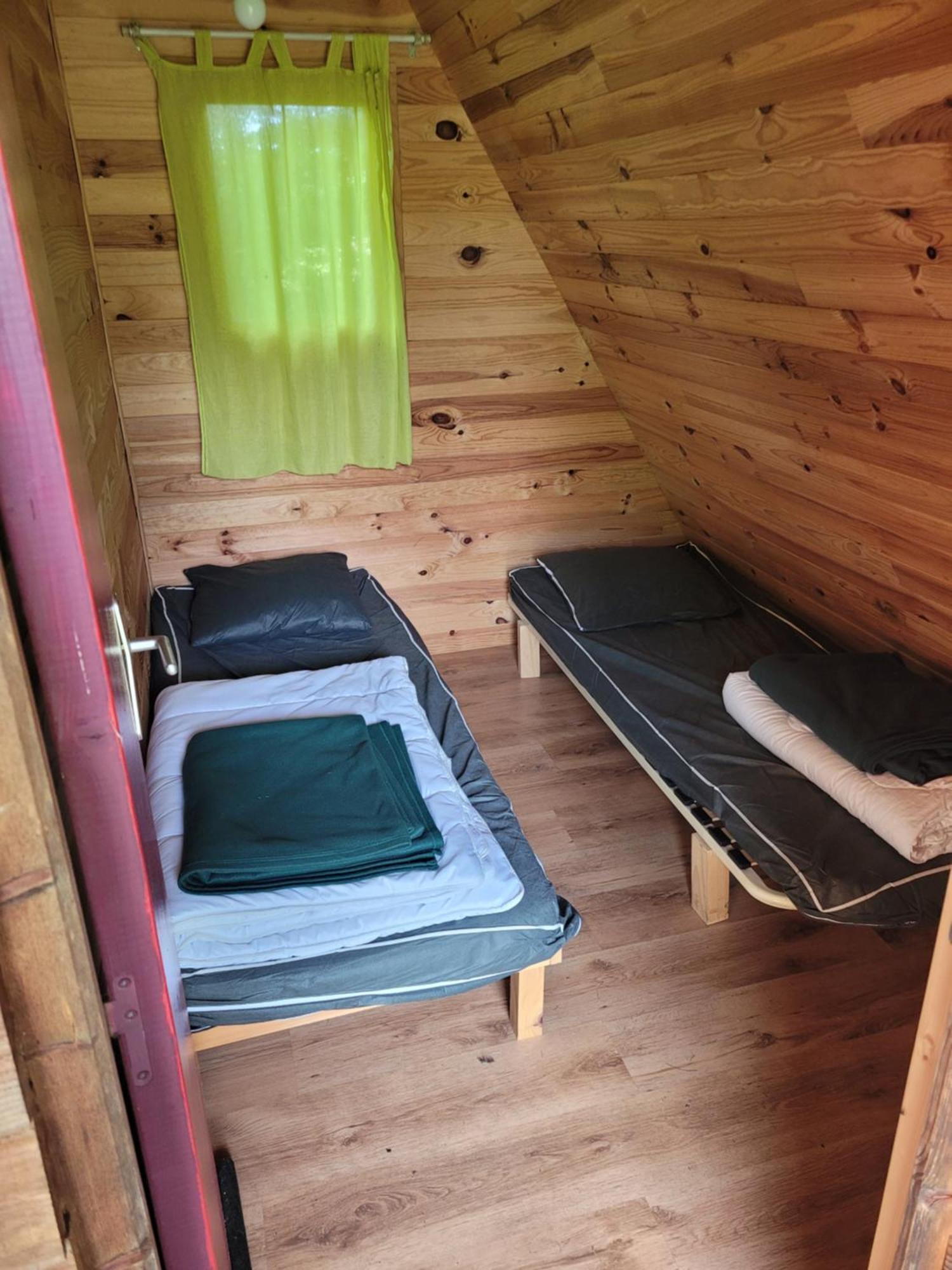 Camping Les Hirondelles Bourg-Sainte-Marie Dış mekan fotoğraf