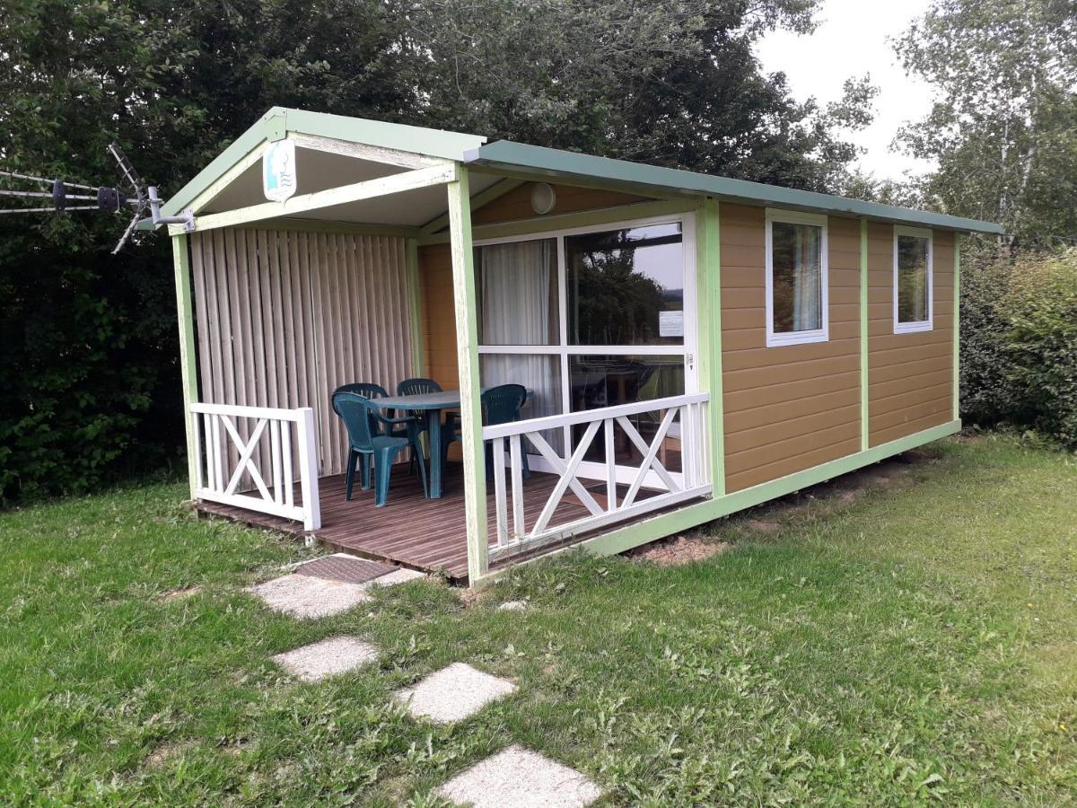 Camping Les Hirondelles Bourg-Sainte-Marie Dış mekan fotoğraf